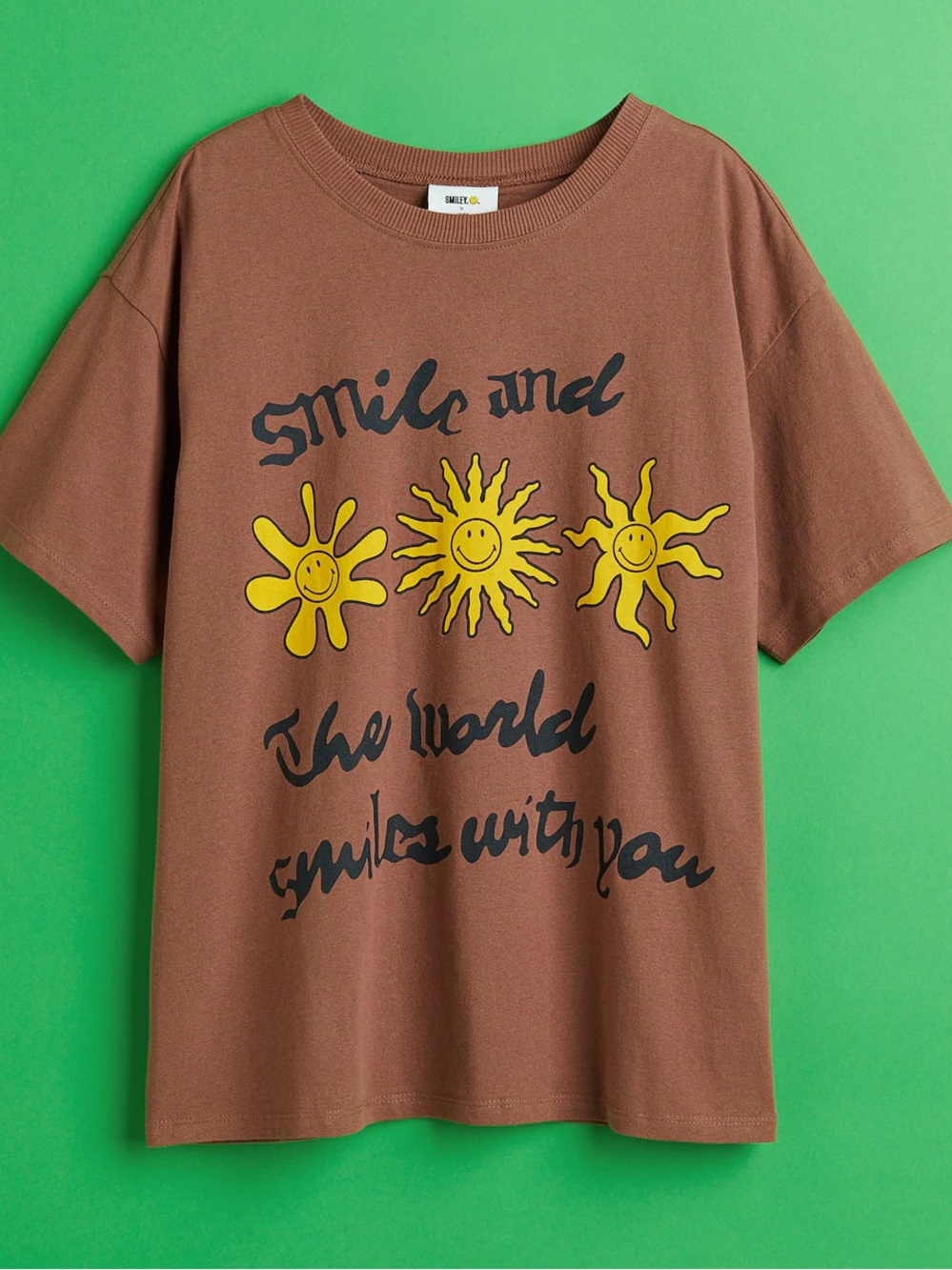 H&M graphic short-sleeve t-shirt featuring a yellow smiley sun